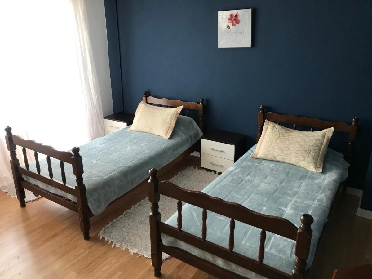 ティヴァト Madam Svetlana Bed & Breakfast エクステリア 写真